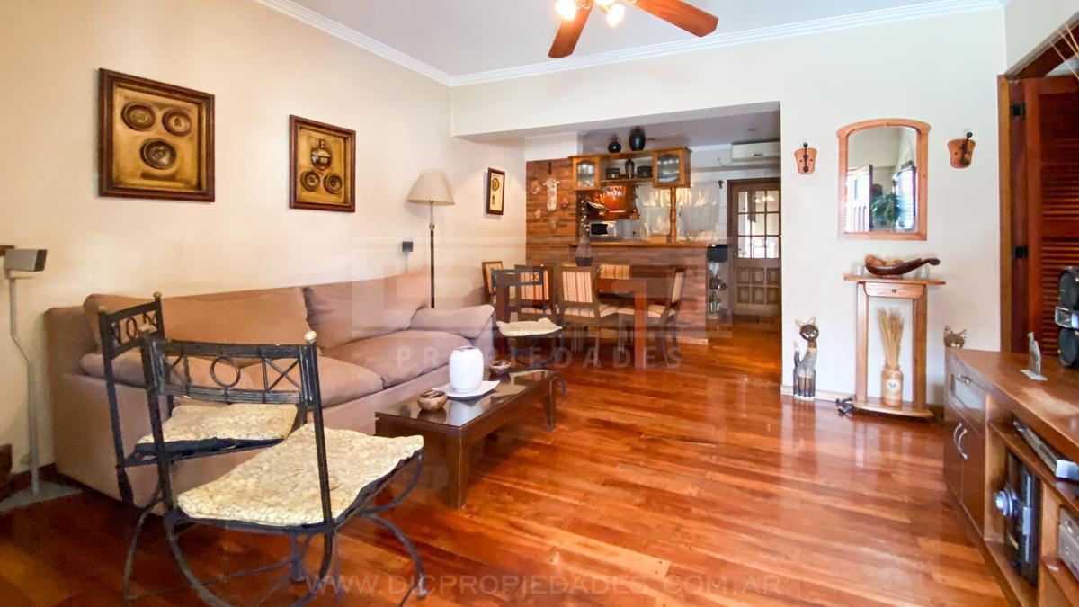 Foto de PH 2 dormitorios Venta - Carapachay, imagen 1