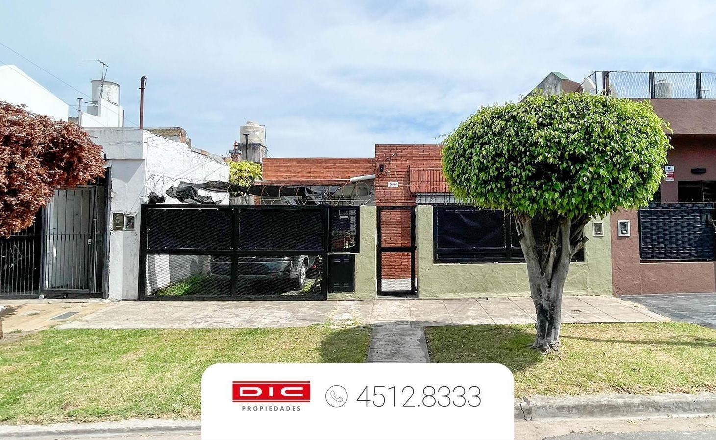 Foto de Casa 2 dormitorios Venta - Villa Ballester, imagen 1
