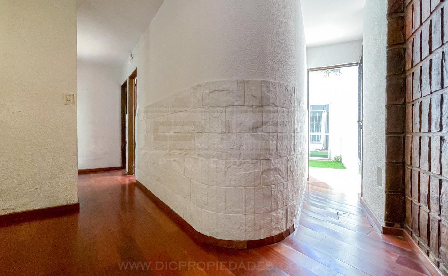 Foto de PH 2 dormitorios Venta - Munro, imagen 2