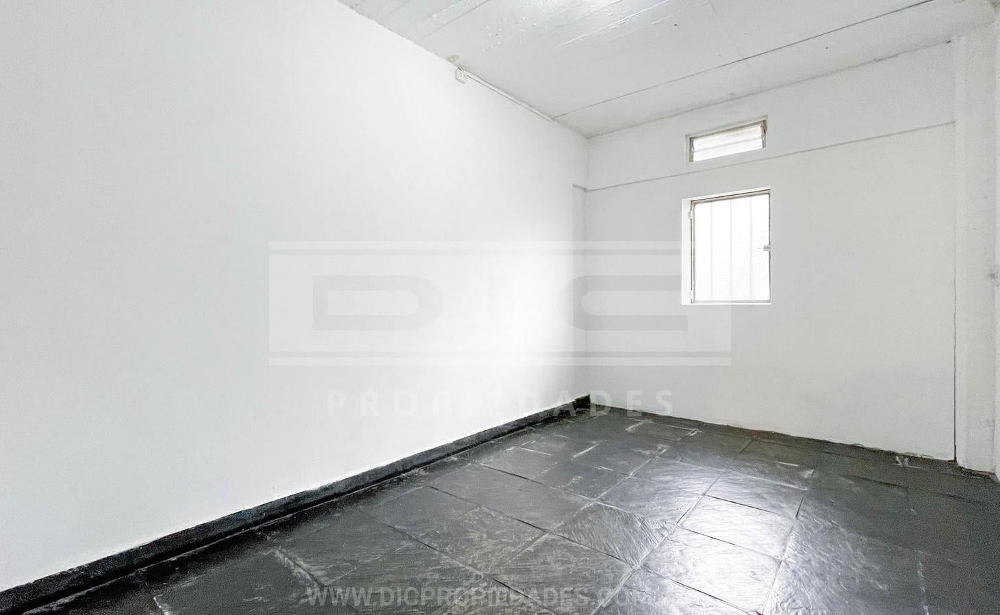 Foto de PH 1 dormitorios Venta - Carapachay, imagen 2