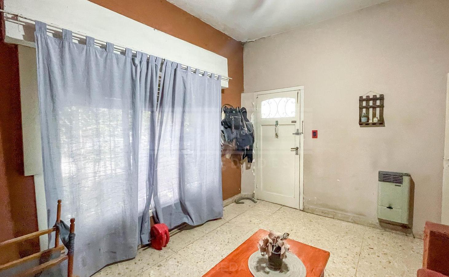 Foto de Casa 2 dormitorios Venta - Munro, imagen 1