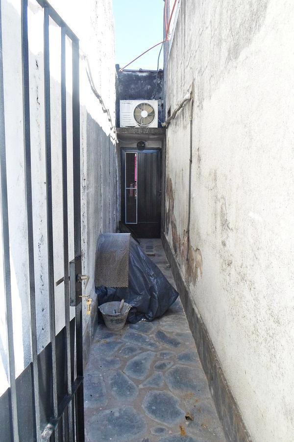 Foto de Casa 4 Ambientes Venta - General San Martin, imagen 2