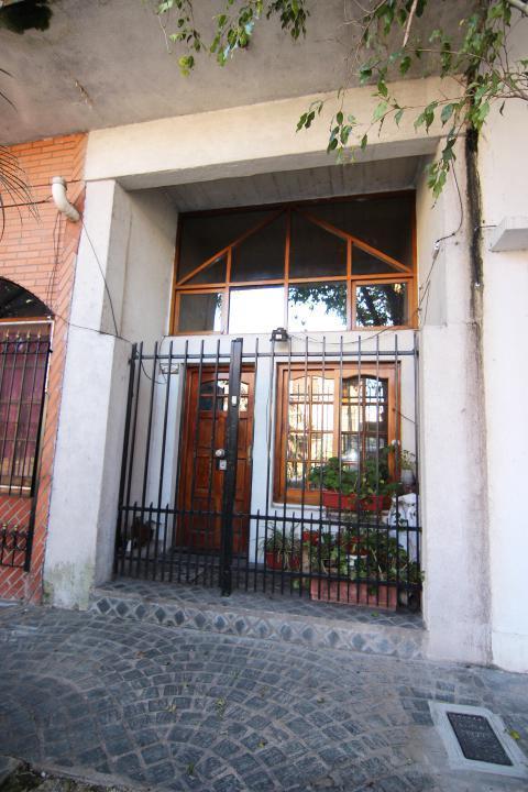 Foto de PH 2 ambientes Venta - Carapachay, imagen 2