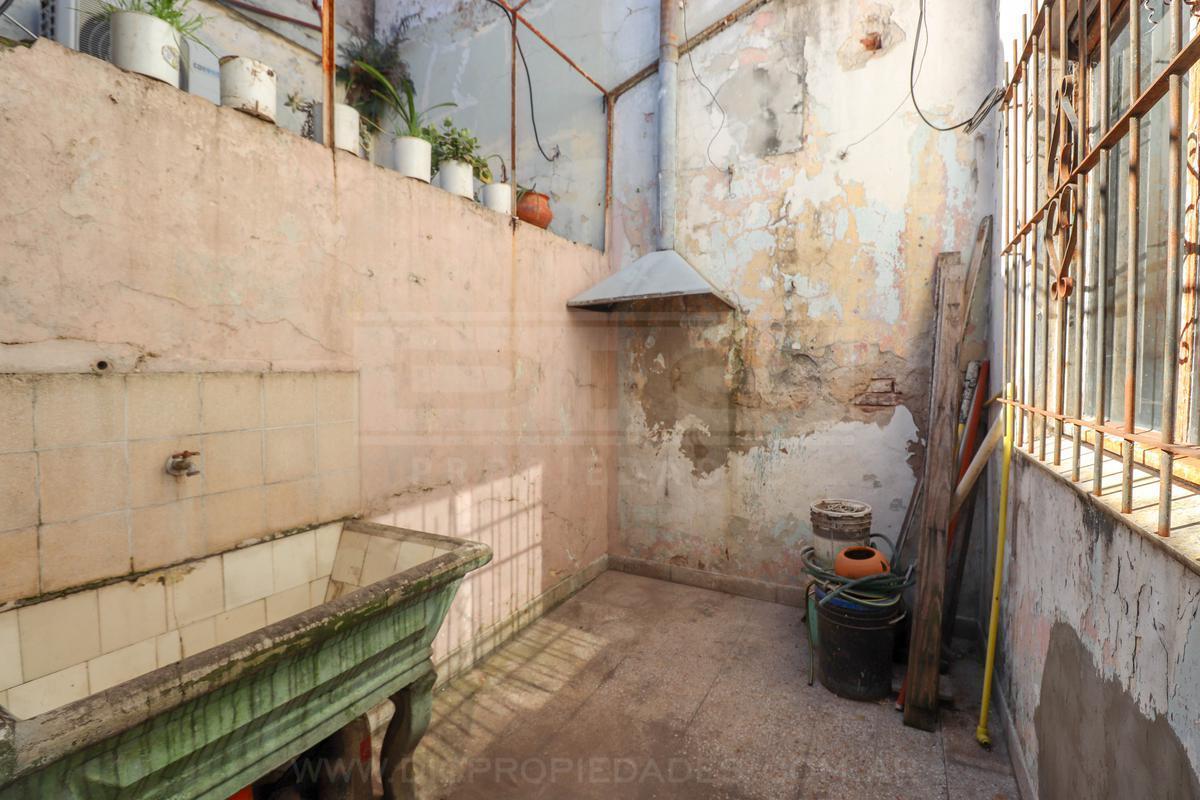 Foto de Departamento/ PH 3 ambientes con patio Venta - Munro, imagen 2
