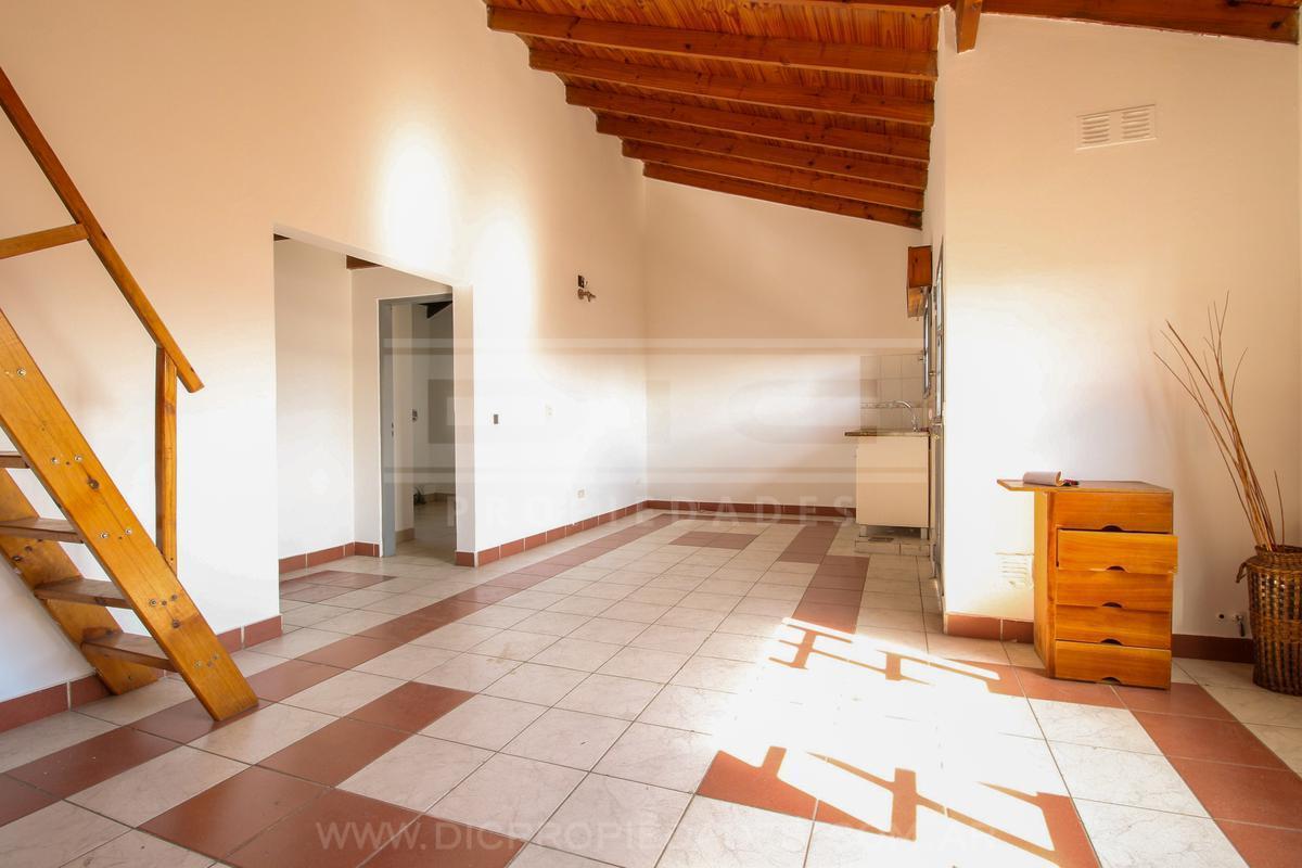 Foto de Muy buen PH 3 ambientes Venta - Carapachay, imagen 2