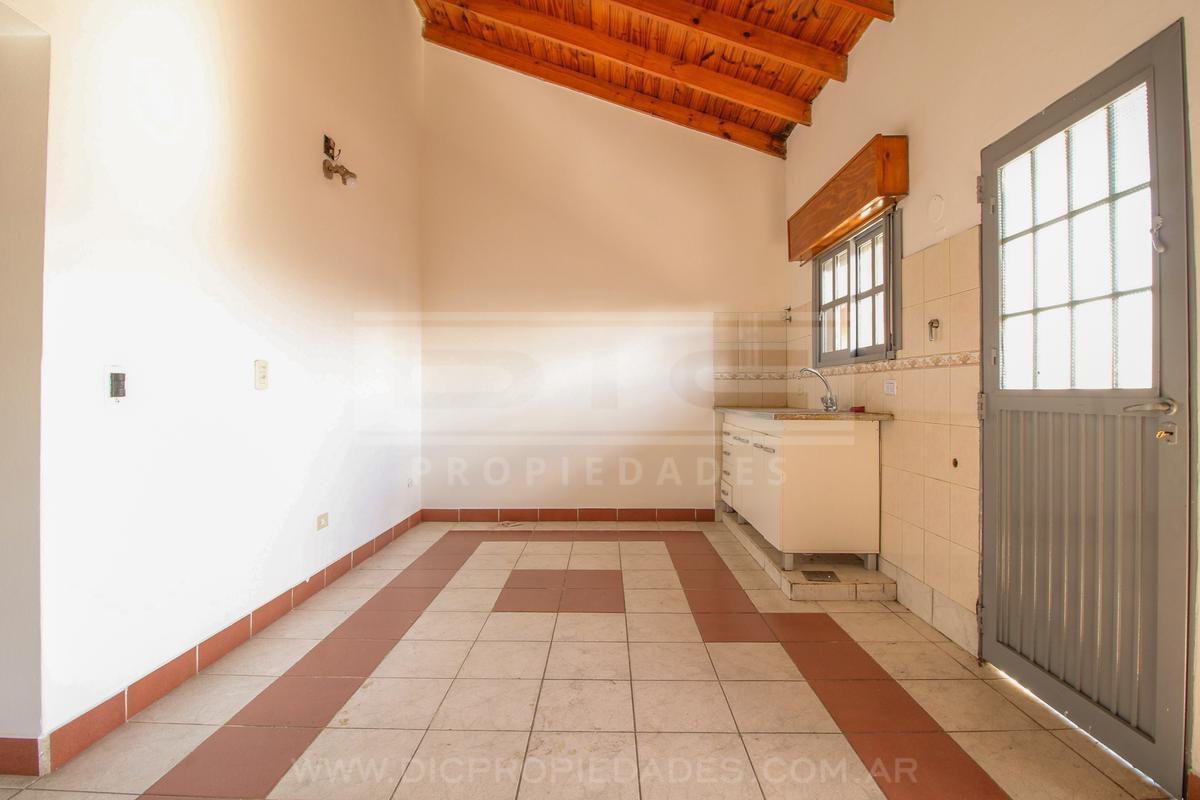 Foto de Muy buen PH 3 ambientes Venta - Carapachay, imagen 5
