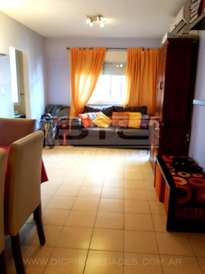 Foto de Departamento 4 ambientes Venta - General San Martin, imagen 1