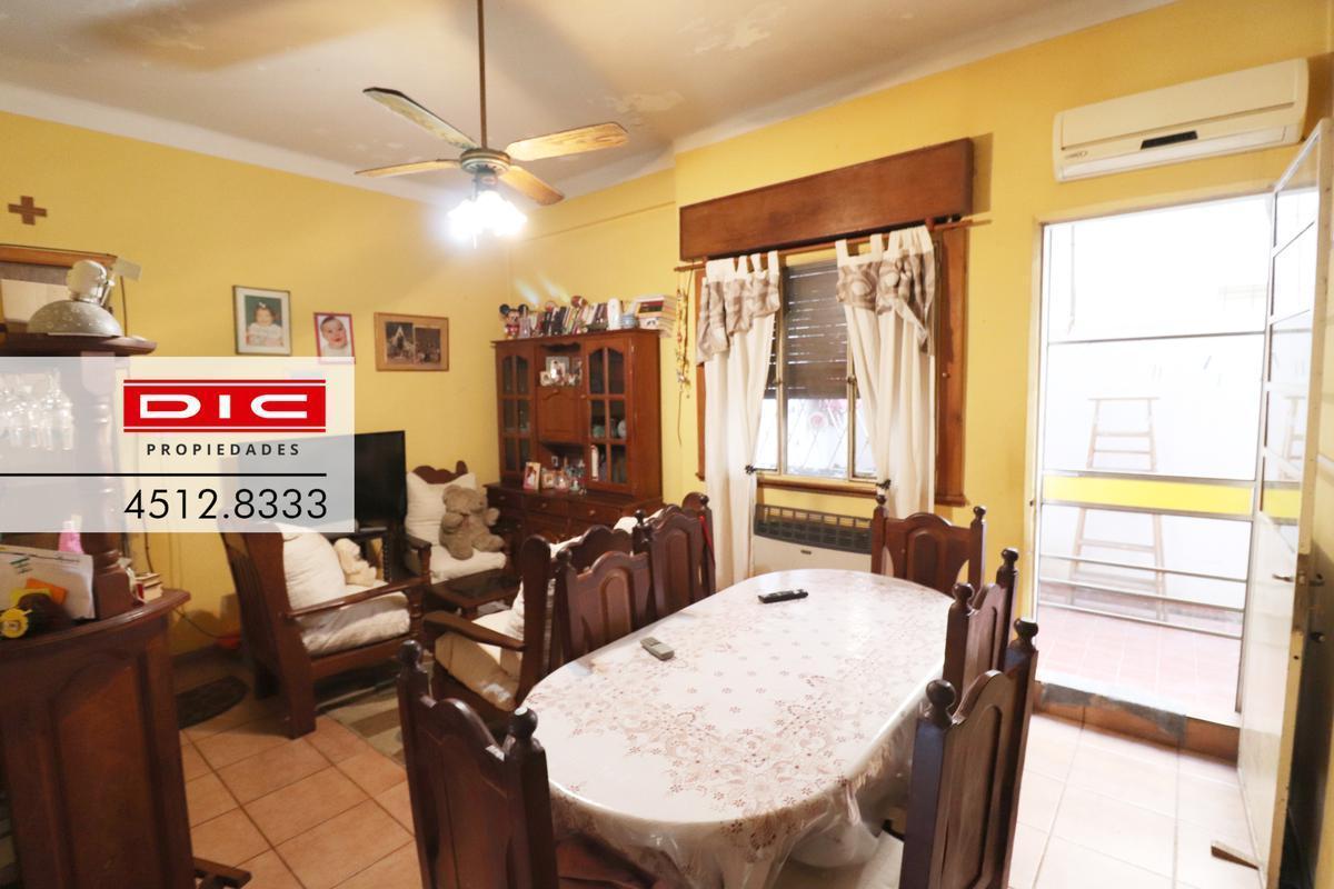 Foto de PH 3 ambientes - Villa Adelina, imagen 1
