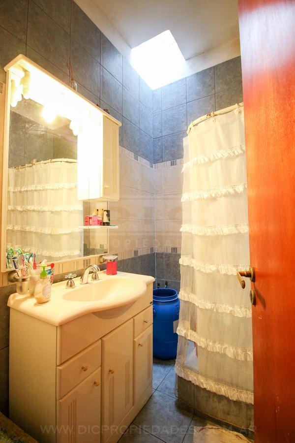 Foto de Casa 3 ambientes Venta - Villa Adelina, imagen 2