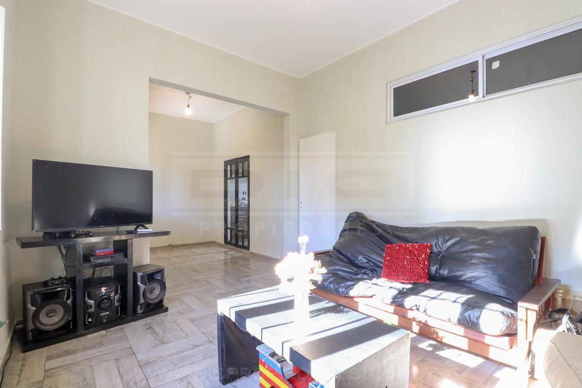 Foto de PH 4 ambientes Venta - Villa Ballester, imagen 3
