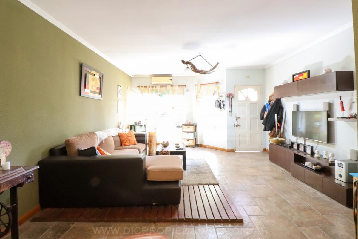 Foto de Duplex 5 ambientes Venta - Carapachay, imagen 3