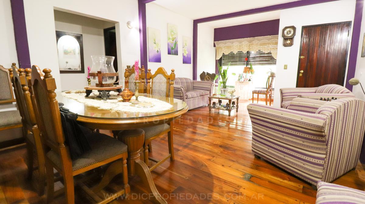 Foto de PH 7 ambientes Venta - Villa Adelina, imagen 4