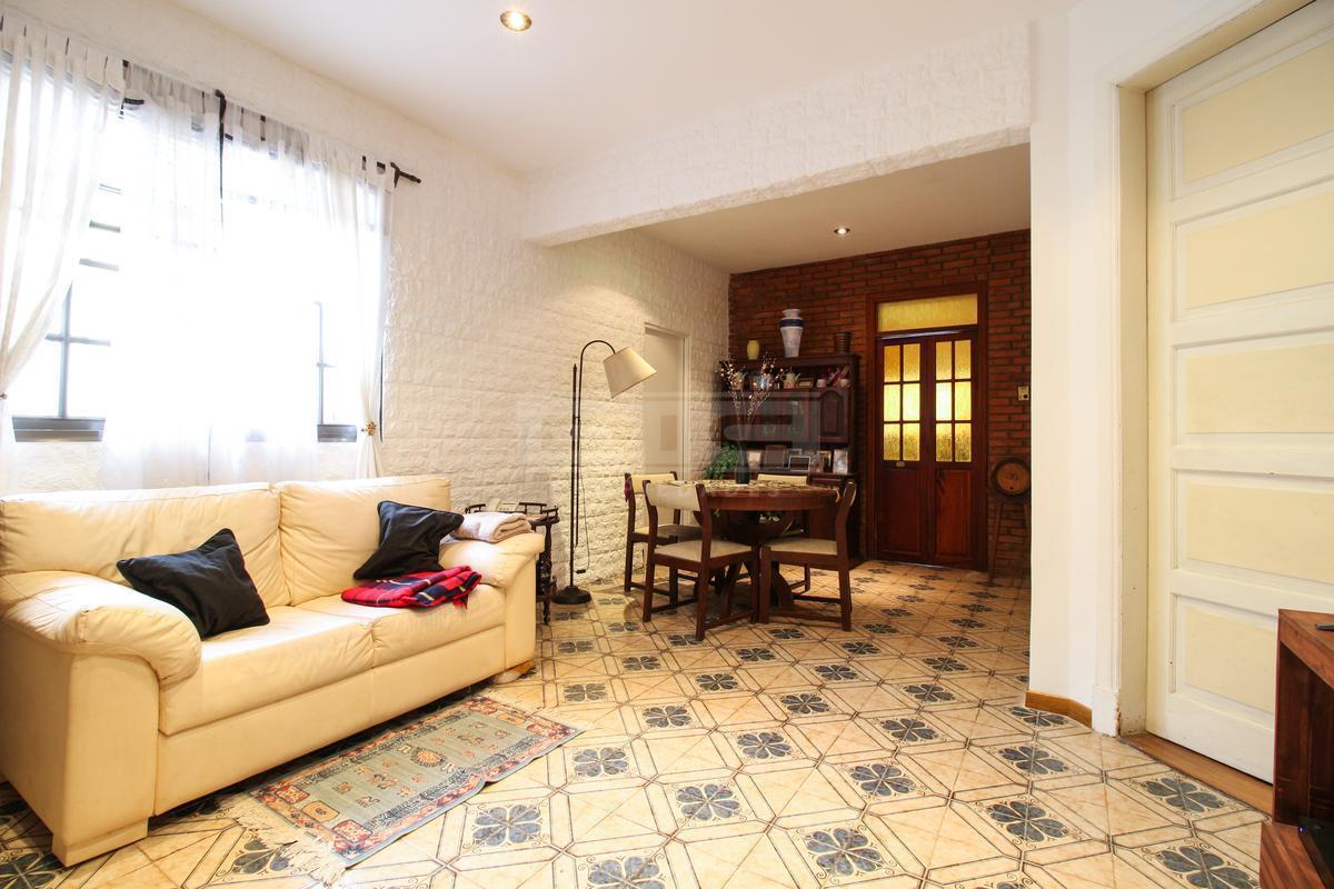 Foto de PH 4 dormitorios Venta - Villa Adelina, imagen 1