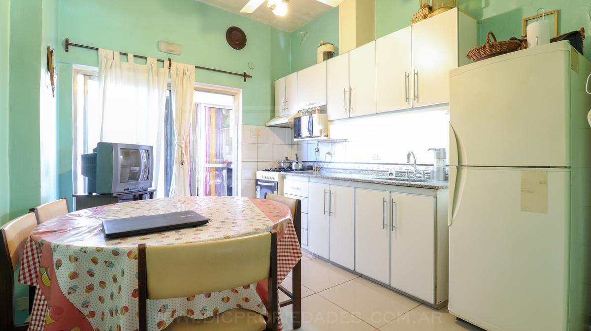 Foto de PH 2 dormitorios Venta - Villa Ballester, imagen 5