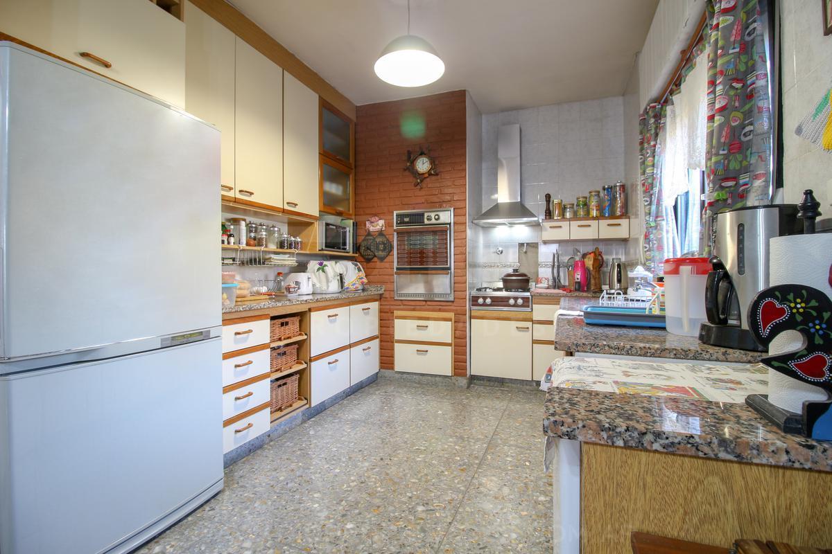 Foto de Chalet 3 dormitorios Venta - Villa Ballester, imagen 4