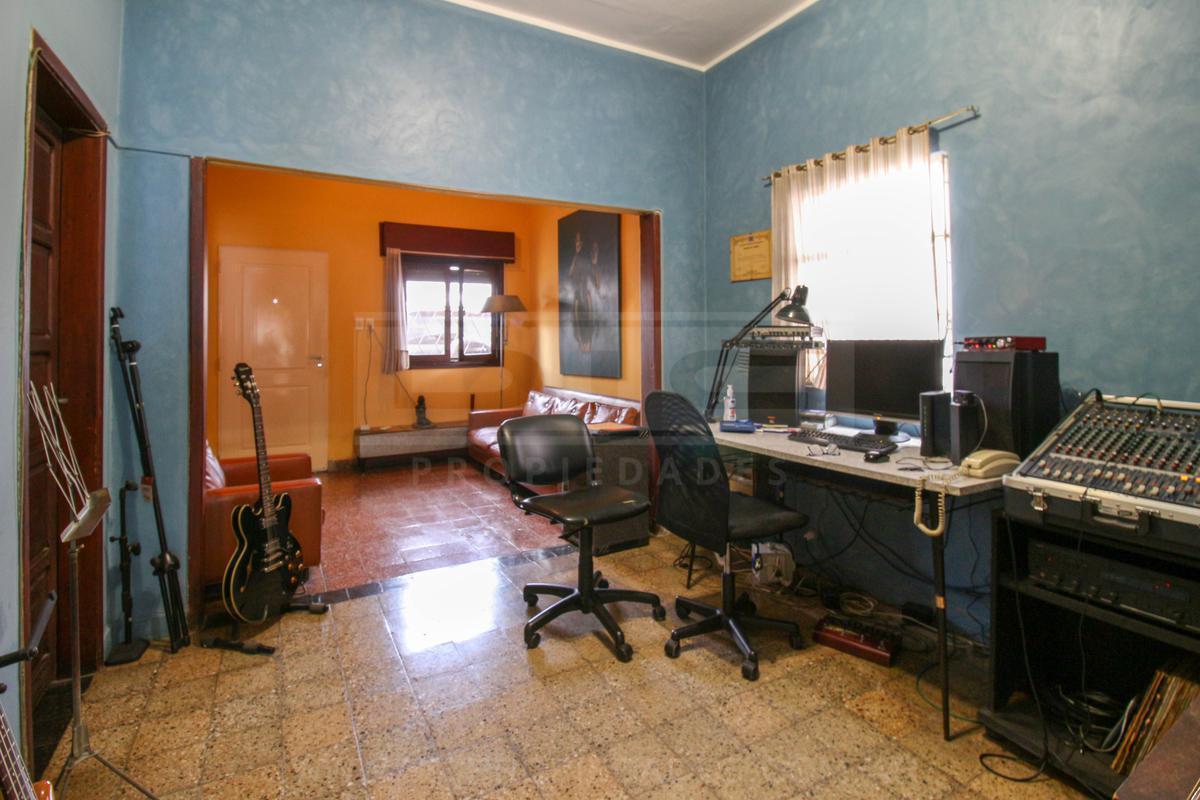 Foto de Casa 2 dormitorios Venta - Villa Adelina, imagen 3