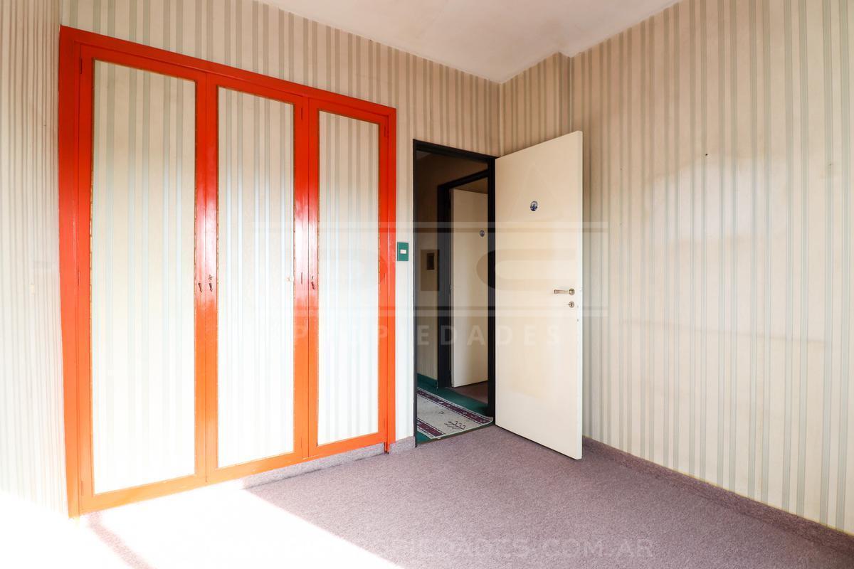 Foto de Departamento 4 ambientes Venta - San Martin, imagen 5