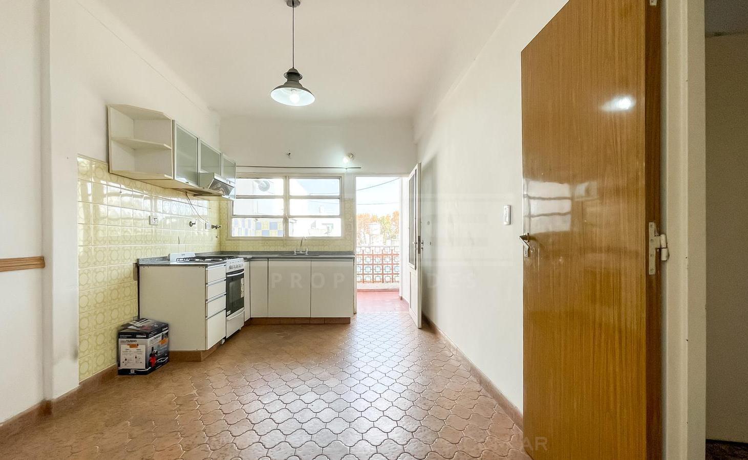 Foto de Departamento en duplex 3 dormitorios Venta - Villa Adelina, imagen 2