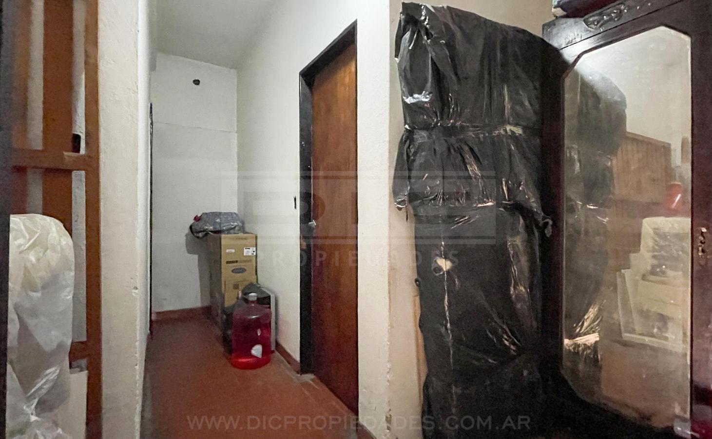 Foto de Casa 7 dormitorios Venta - Munro, imagen 1