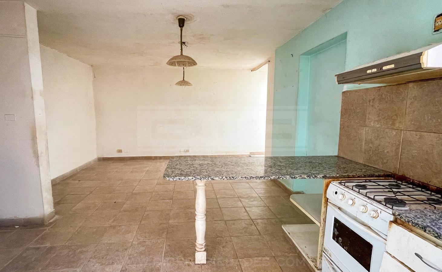 Foto de Casa 6 dormitorios Venta - Carapachay, imagen 2