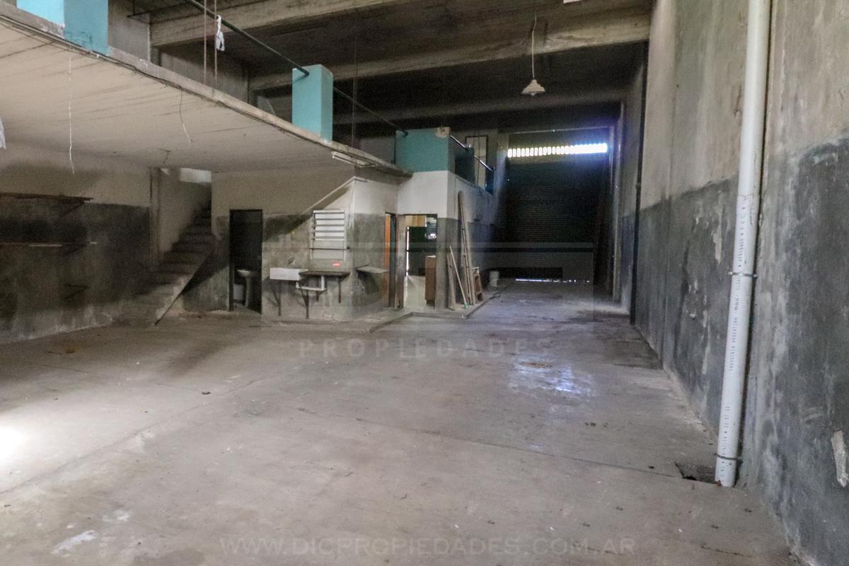 Foto de Bodega-Galpon Venta - Munro, imagen 4