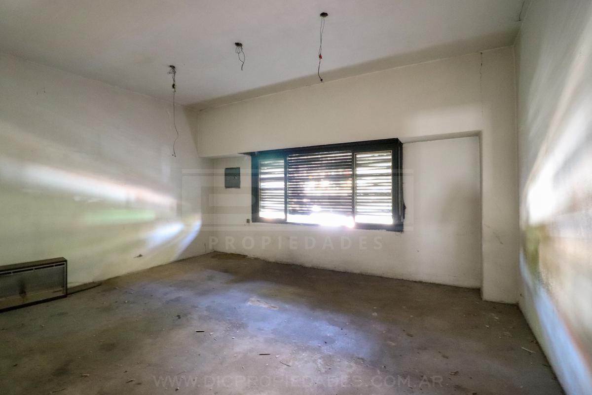 Foto de Bodega-Galpon Venta - Munro, imagen 3
