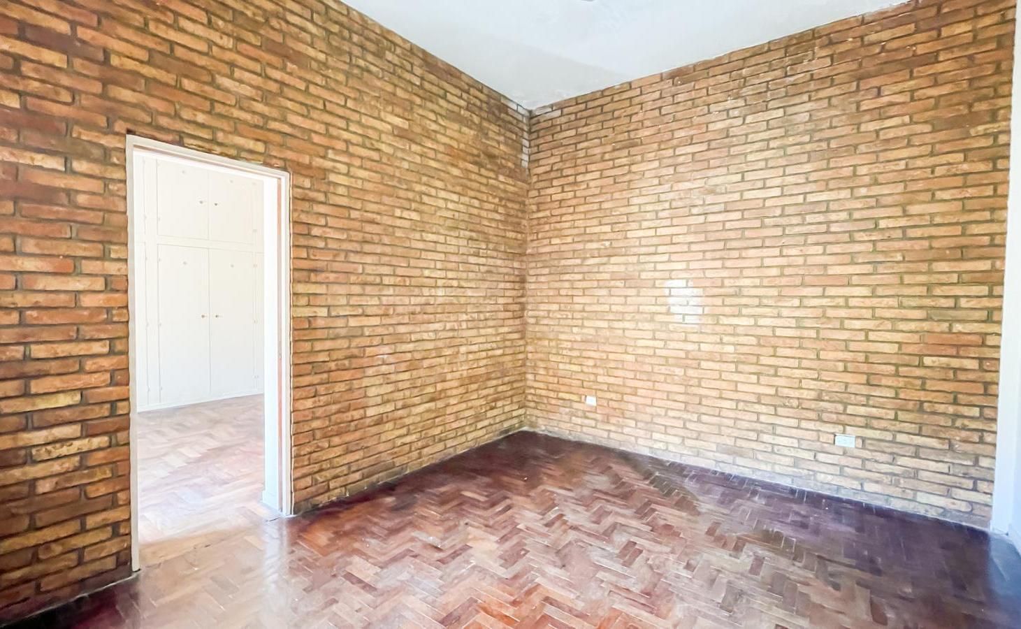 Foto de Casa 5 dormitorios Venta - Munro, imagen 4