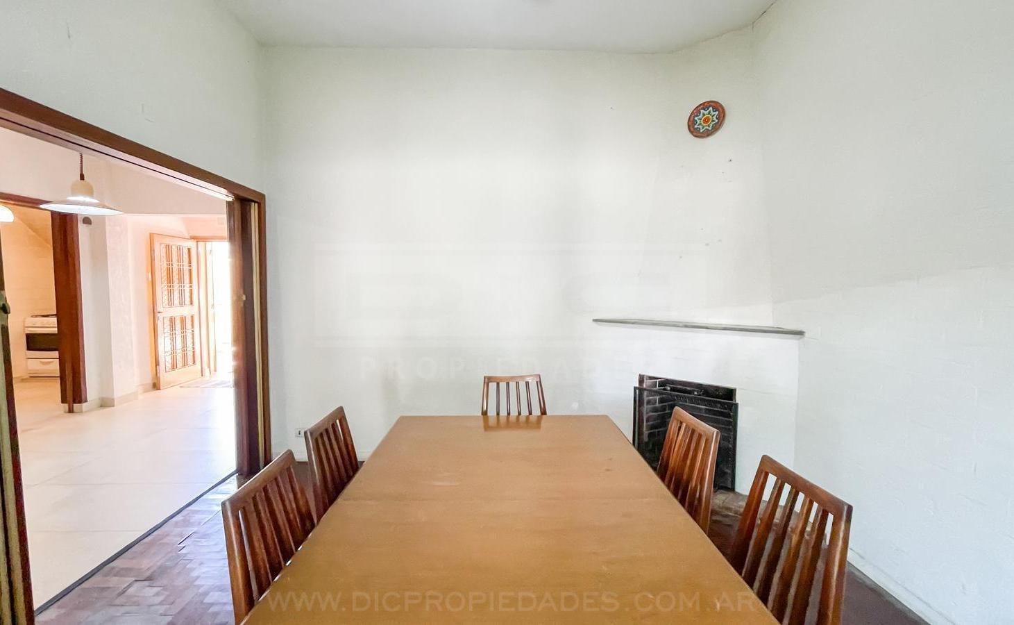 Foto de Casa 5 dormitorios Venta - Munro, imagen 2