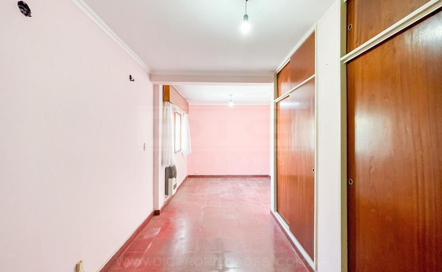 Foto de Casa 1 dormitorio Venta - Munro, imagen 3