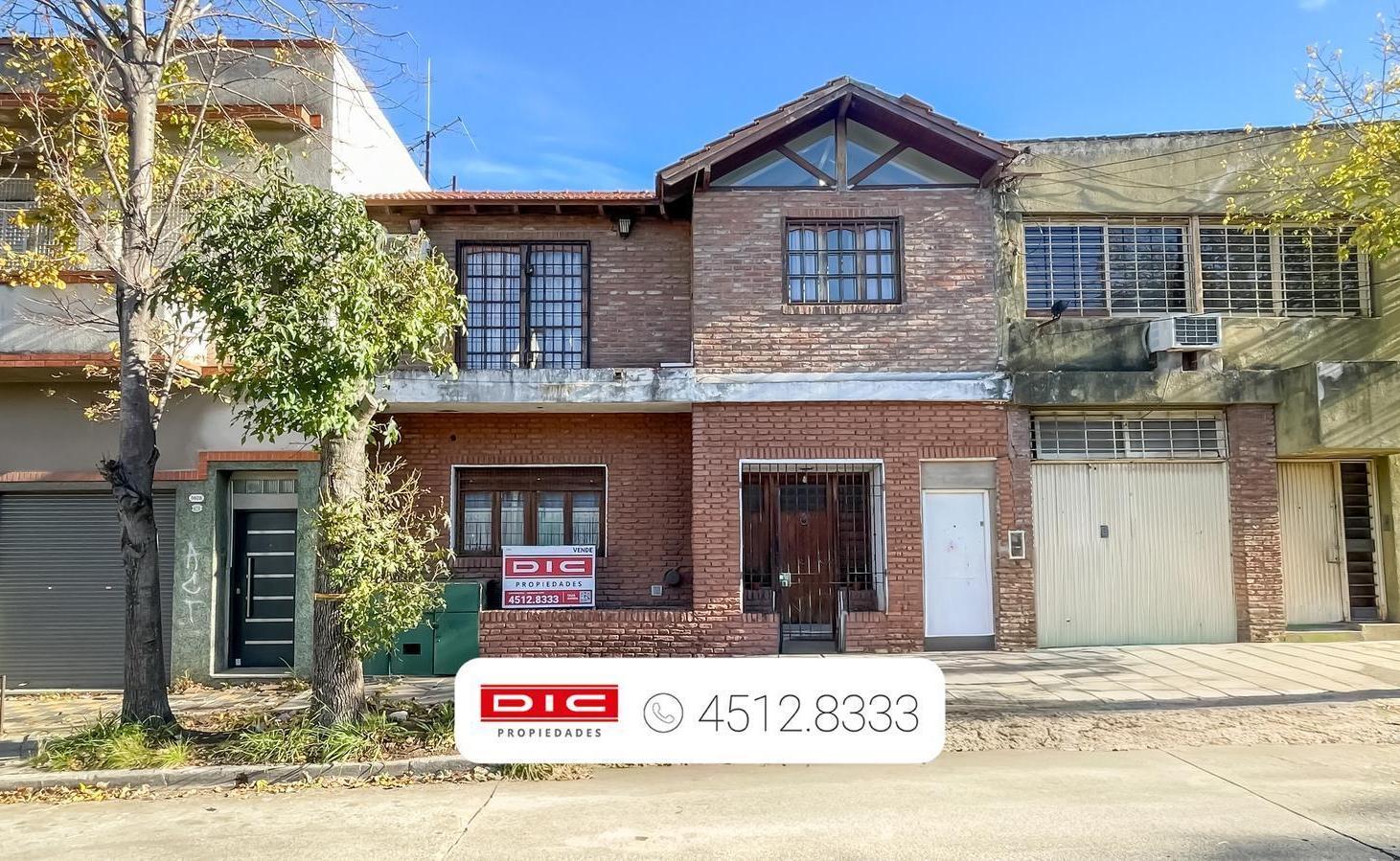 Foto de PH 3 dormitorios Venta - Villa Ballester, imagen 1