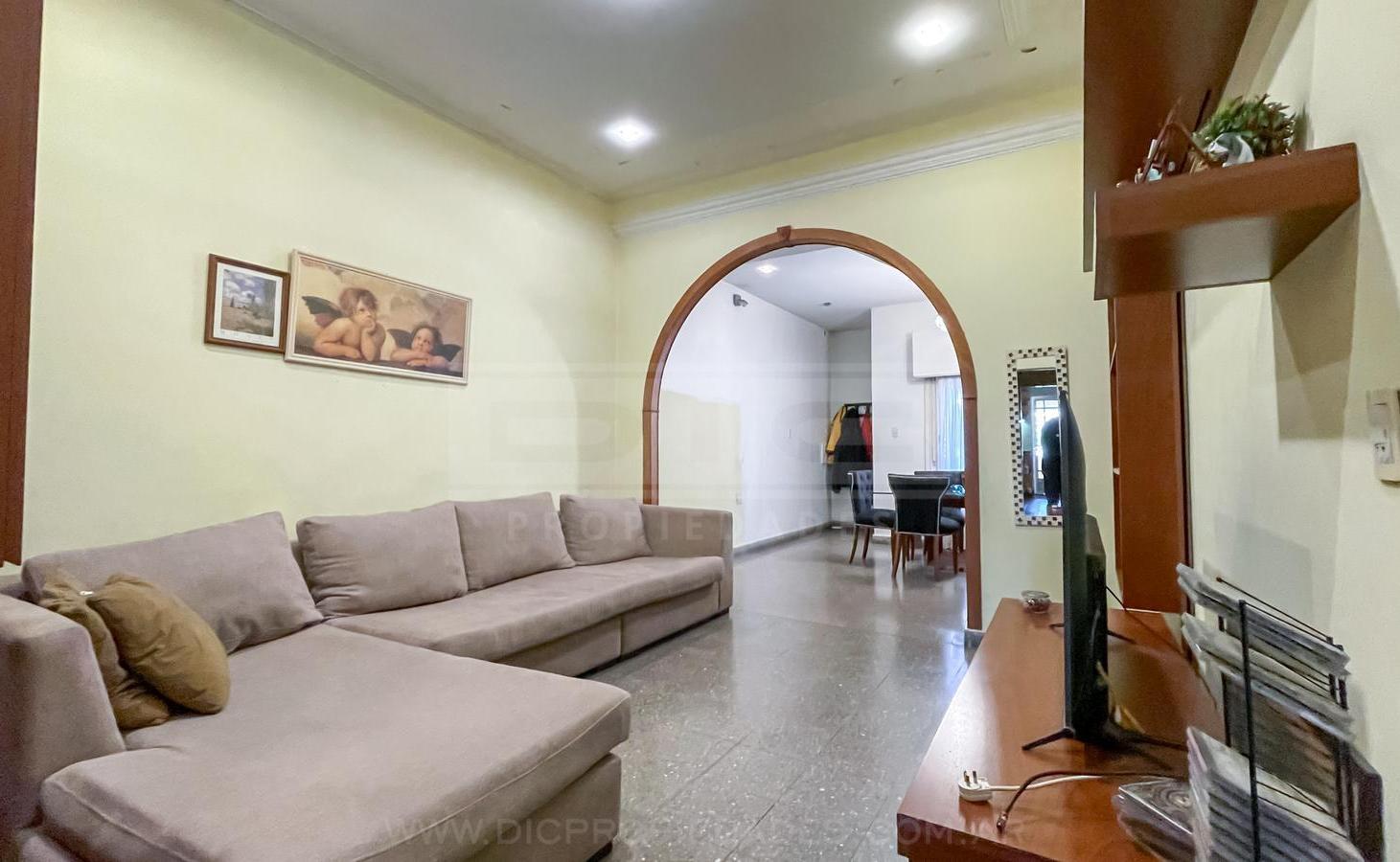 Foto de Casa 3 dormitorios Venta - Carapachay, imagen 2