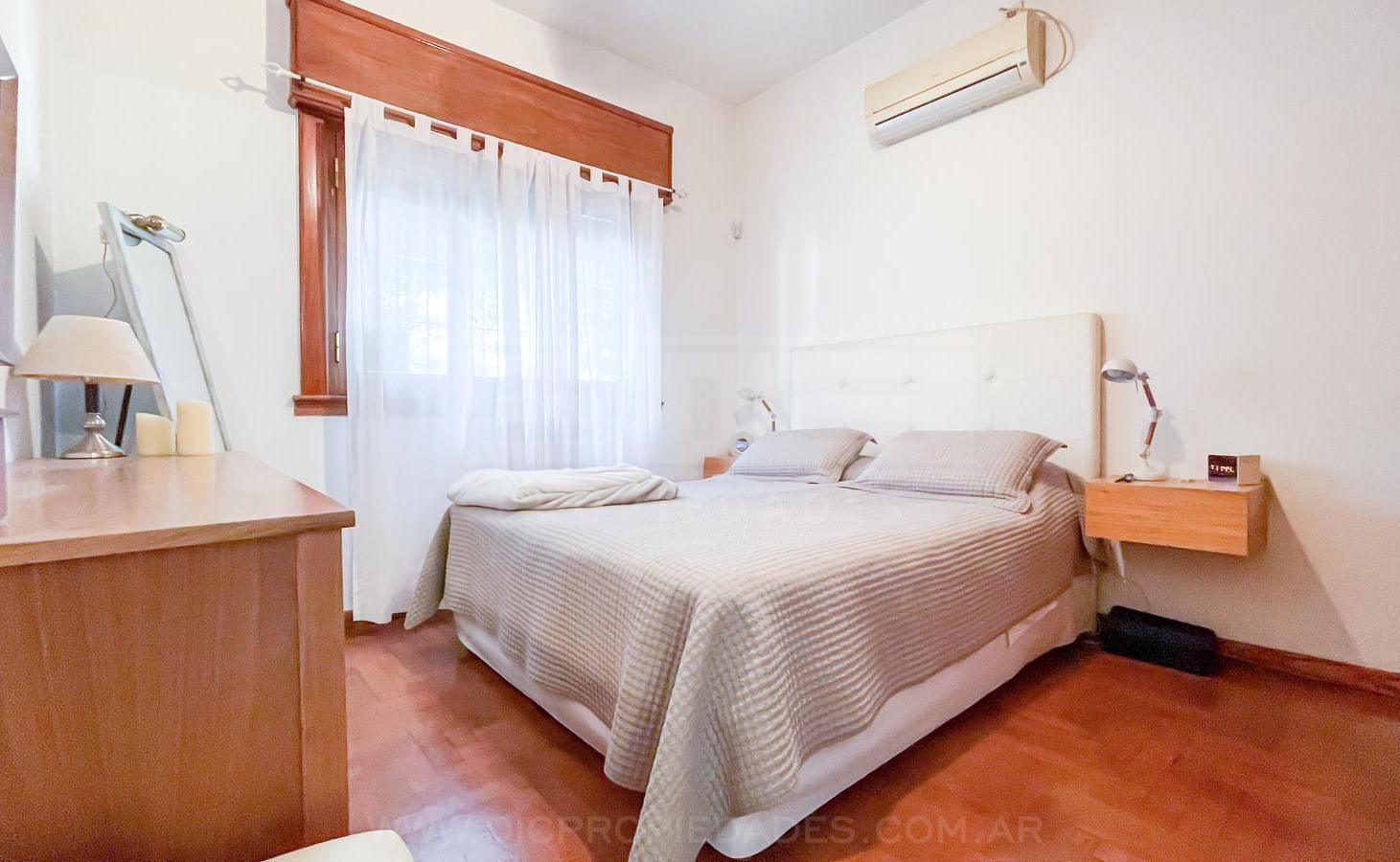 Foto de Chalet 2 dormitorios Venta - Martinez, imagen 4