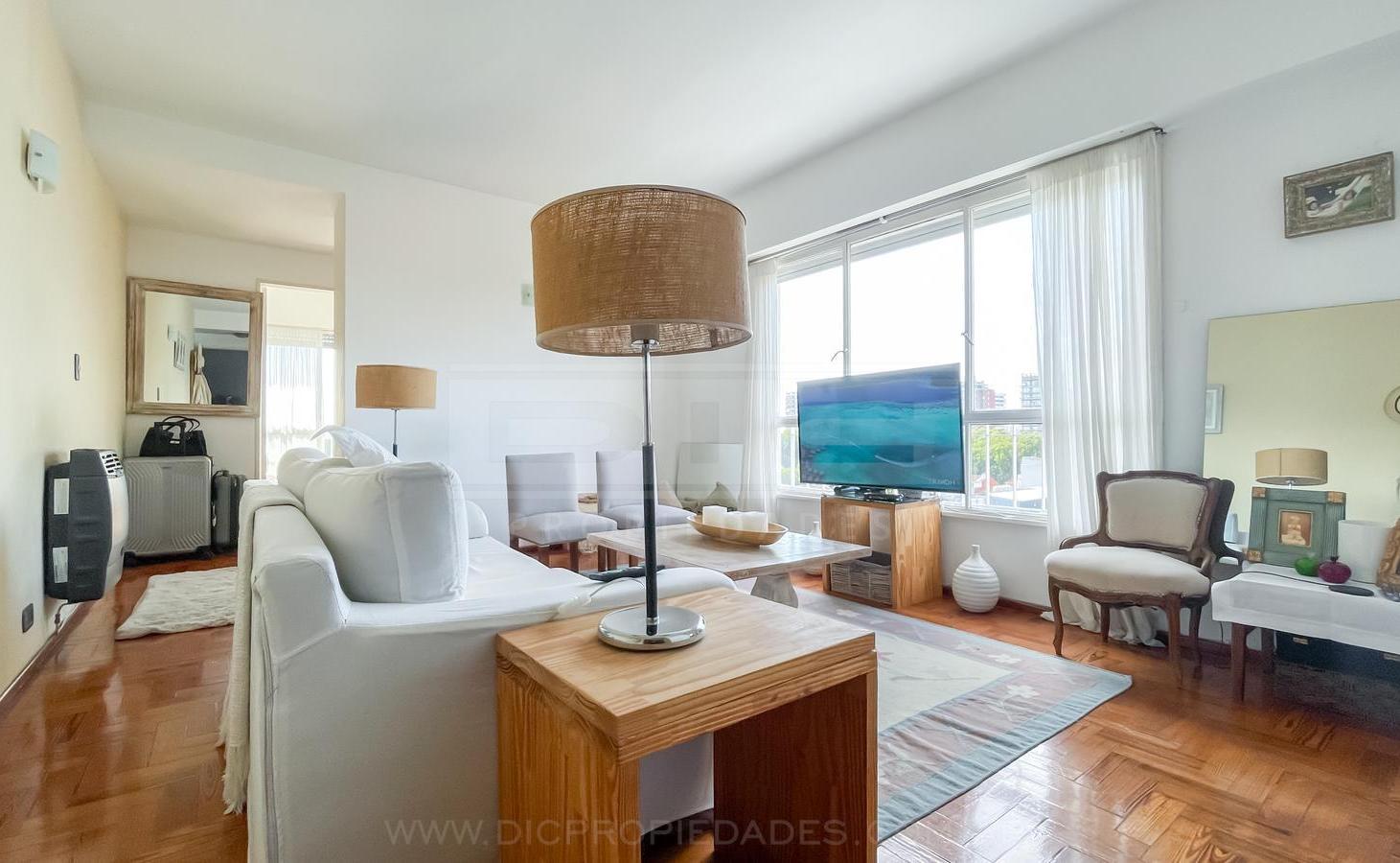 Foto de Departamento 2 ambientes Venta - Martinez - Vias/Santa Fe, imagen 2
