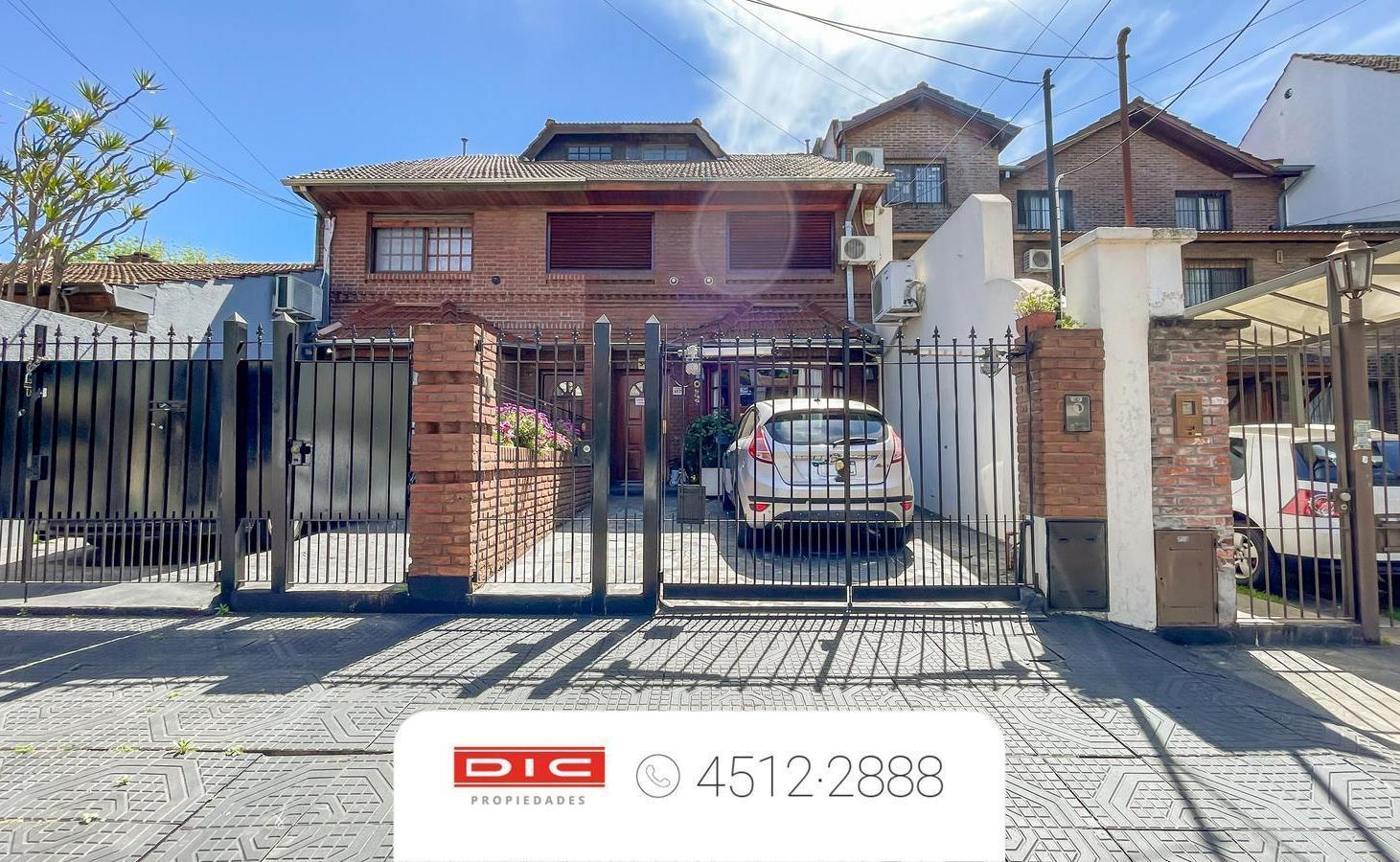 Foto de PH 3 dormitorios Venta - Martinez - Santa Fe/Fleming, imagen 1