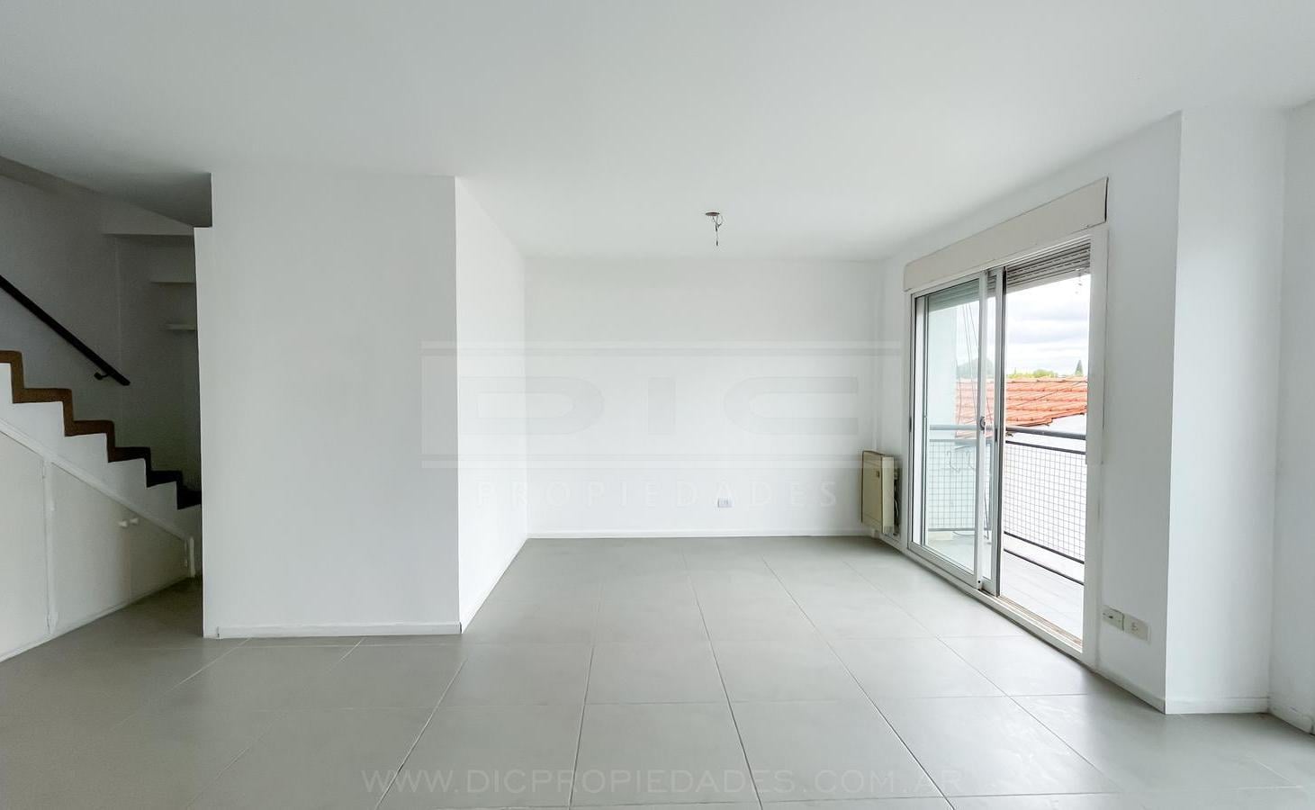 Foto de Semipiso 2 ambientes Venta - Martinez Santa Fe/Fleming, imagen 3