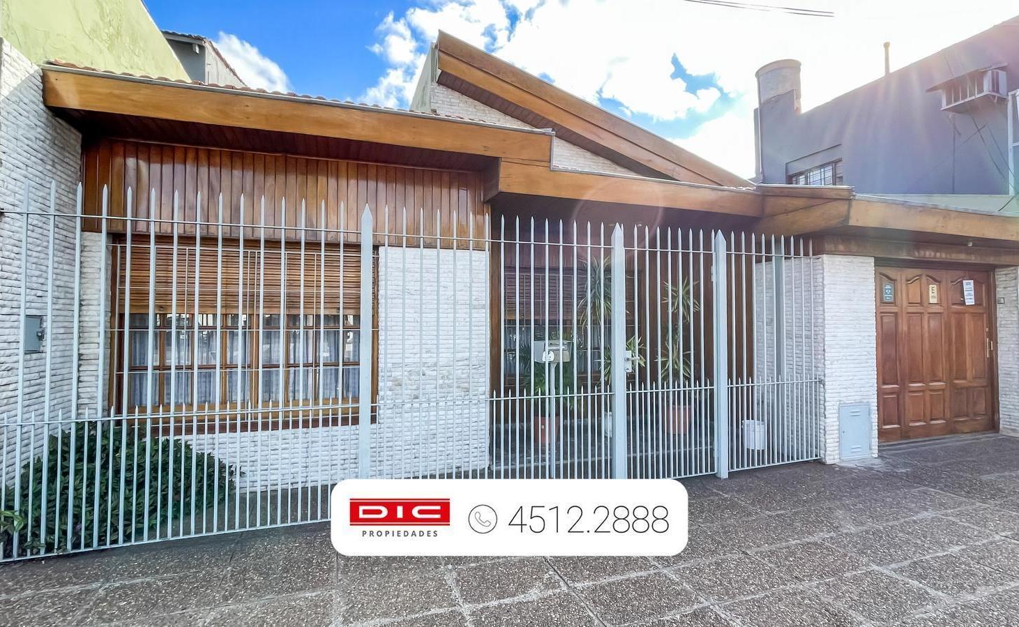 Foto de Casa 3 dormitorios Venta - Martinez-Fleming/Panamericana, imagen 1