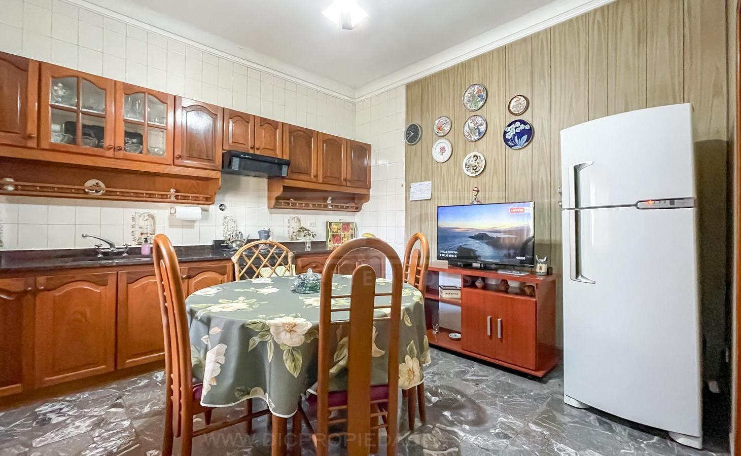 Foto de Casa 3 dormitorios Venta - Martinez-Fleming/Panamericana, imagen 2