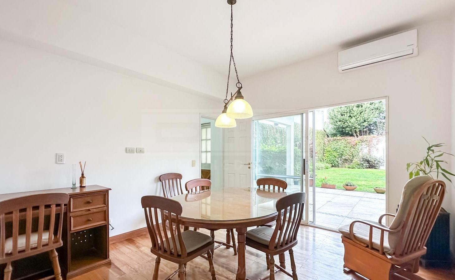 Foto de Chalet 3 dormitorios Venta - Martinez-Fleming/Panam., imagen 2