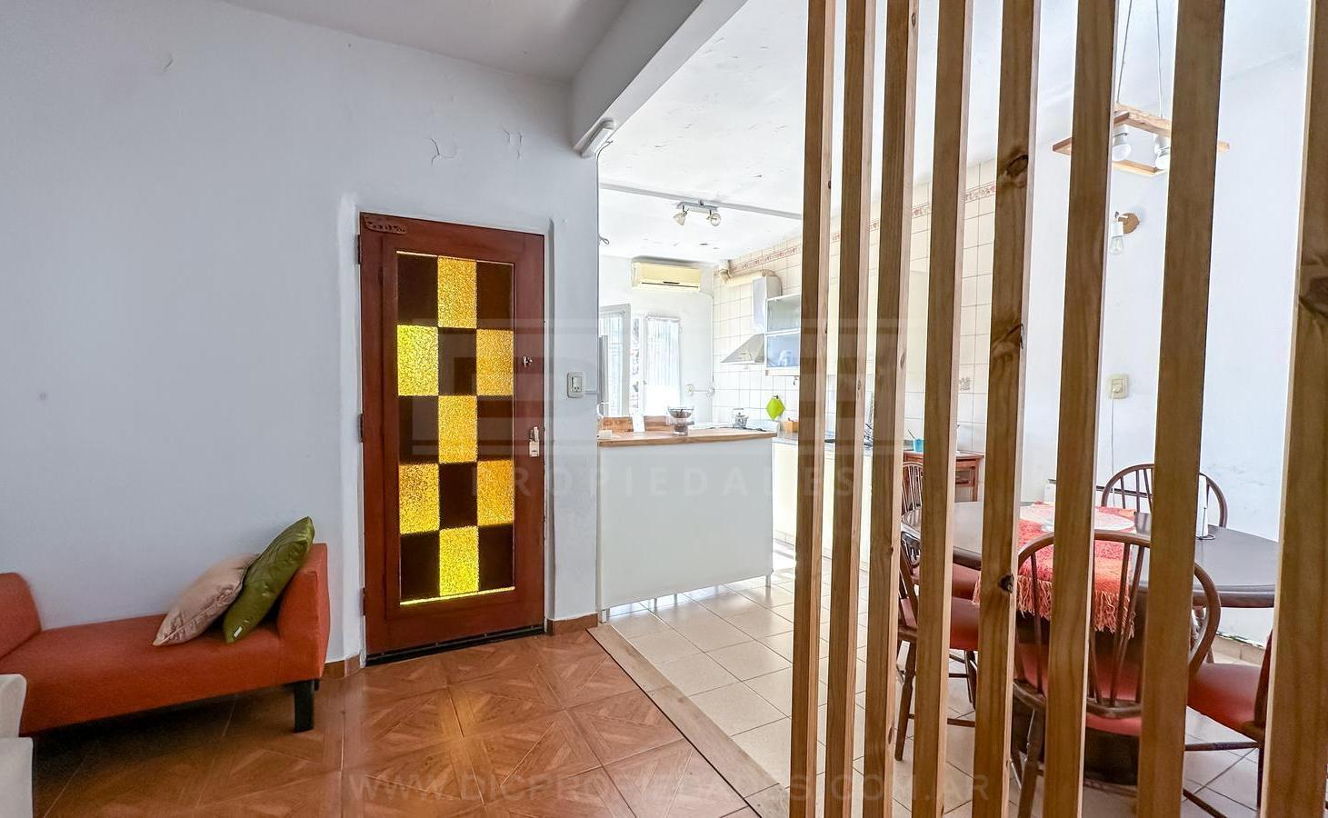 Foto de PH 2 dormitorios Venta - Martinez, imagen 1