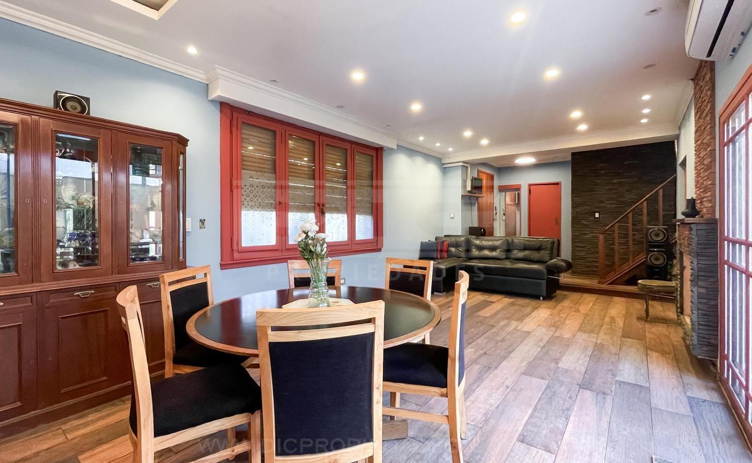 Foto de Casa 4 dormitorios Venta - Acassuso, imagen 4