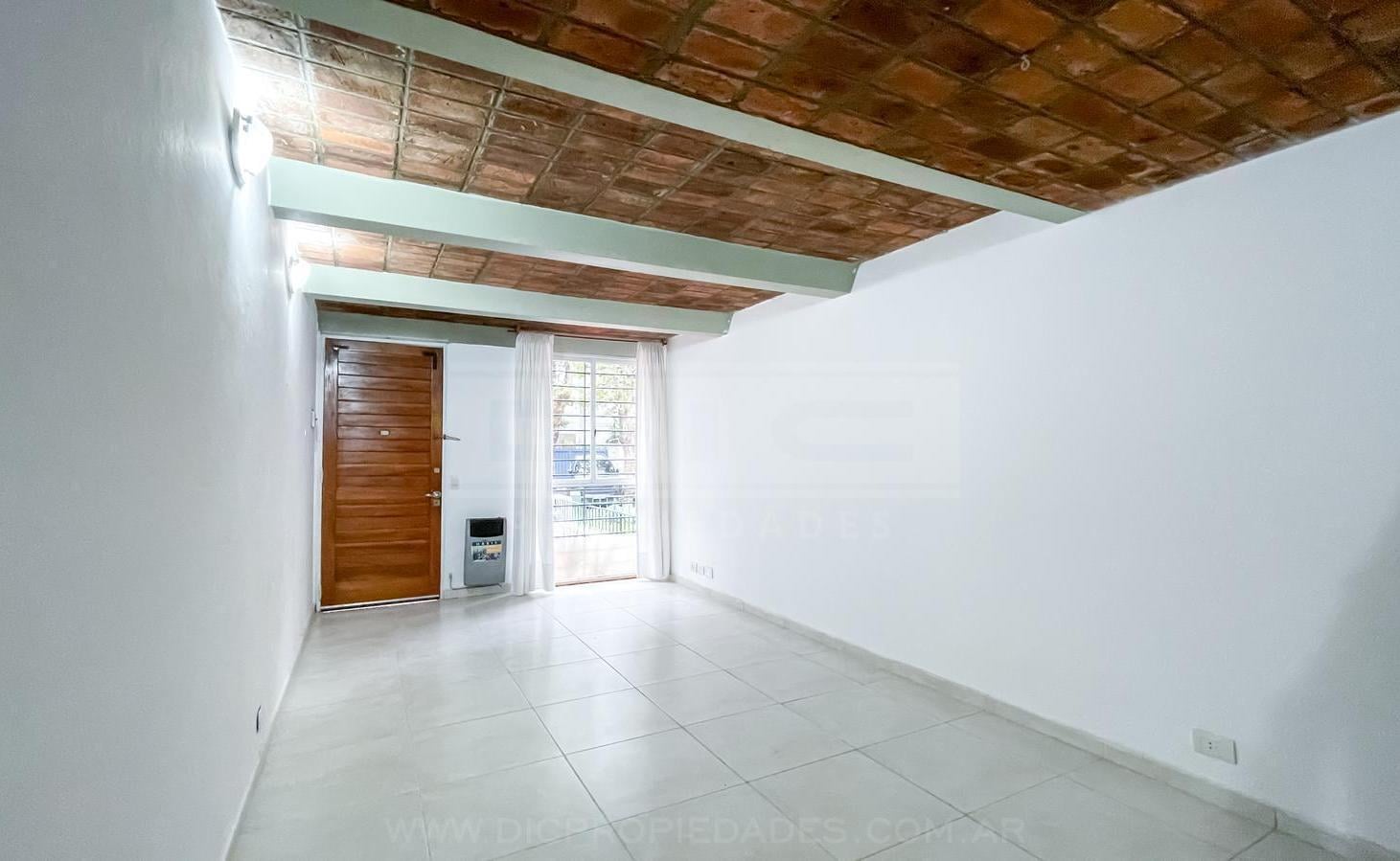 Foto de Duplex 2 Dormitorios Venta - Martinez - Vias a Libertador, imagen 1