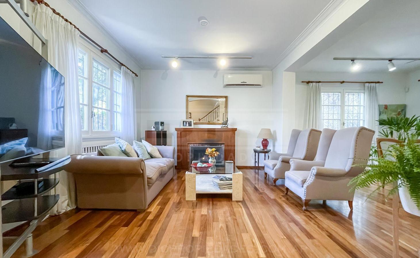 Foto de Casa 3 dormitorios Venta Acassuso - Vias/Libertador, imagen 4