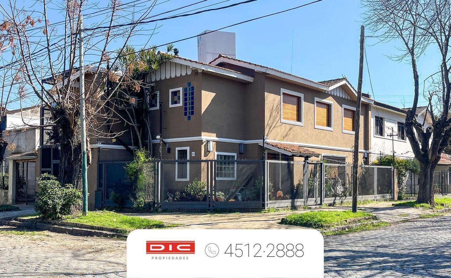 Foto de PH 4 dormitorios Venta - Martinez-Vias/Libert., imagen 1