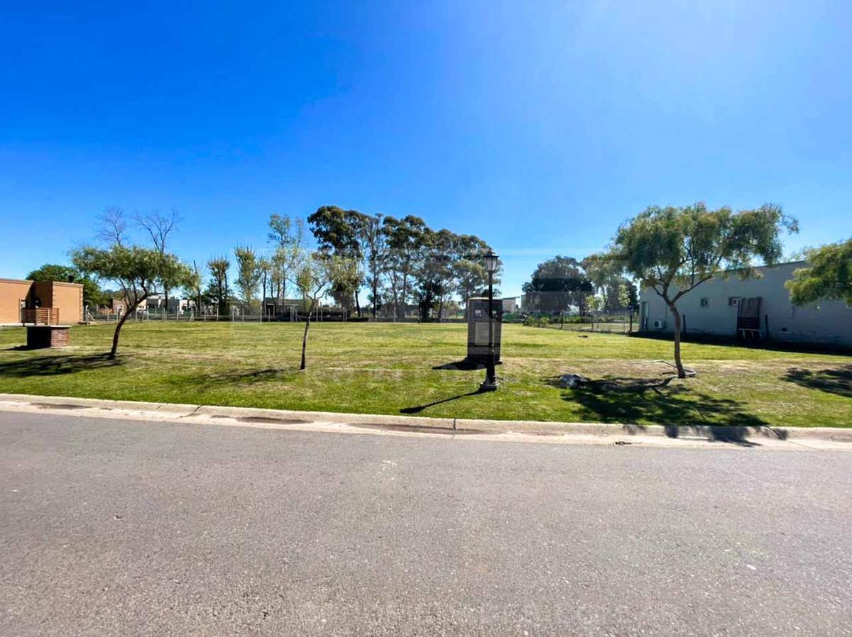 Foto de Terreno Venta - San Ramiro, imagen 1