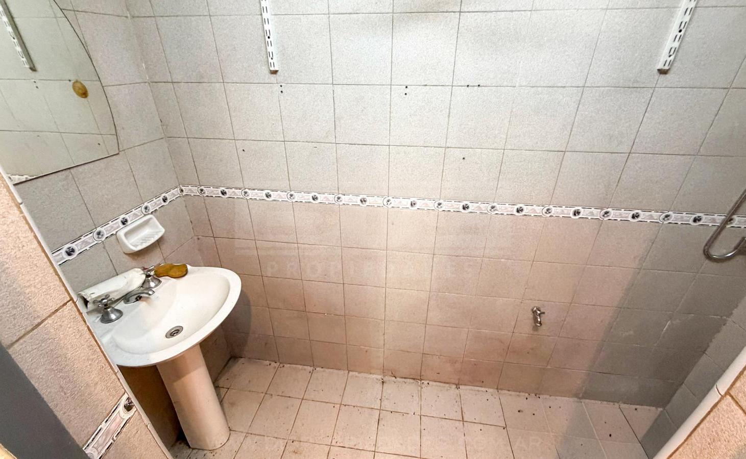 Foto de Local Comercial Alquiler - Olivos-Maipu/Uzal, imagen 2