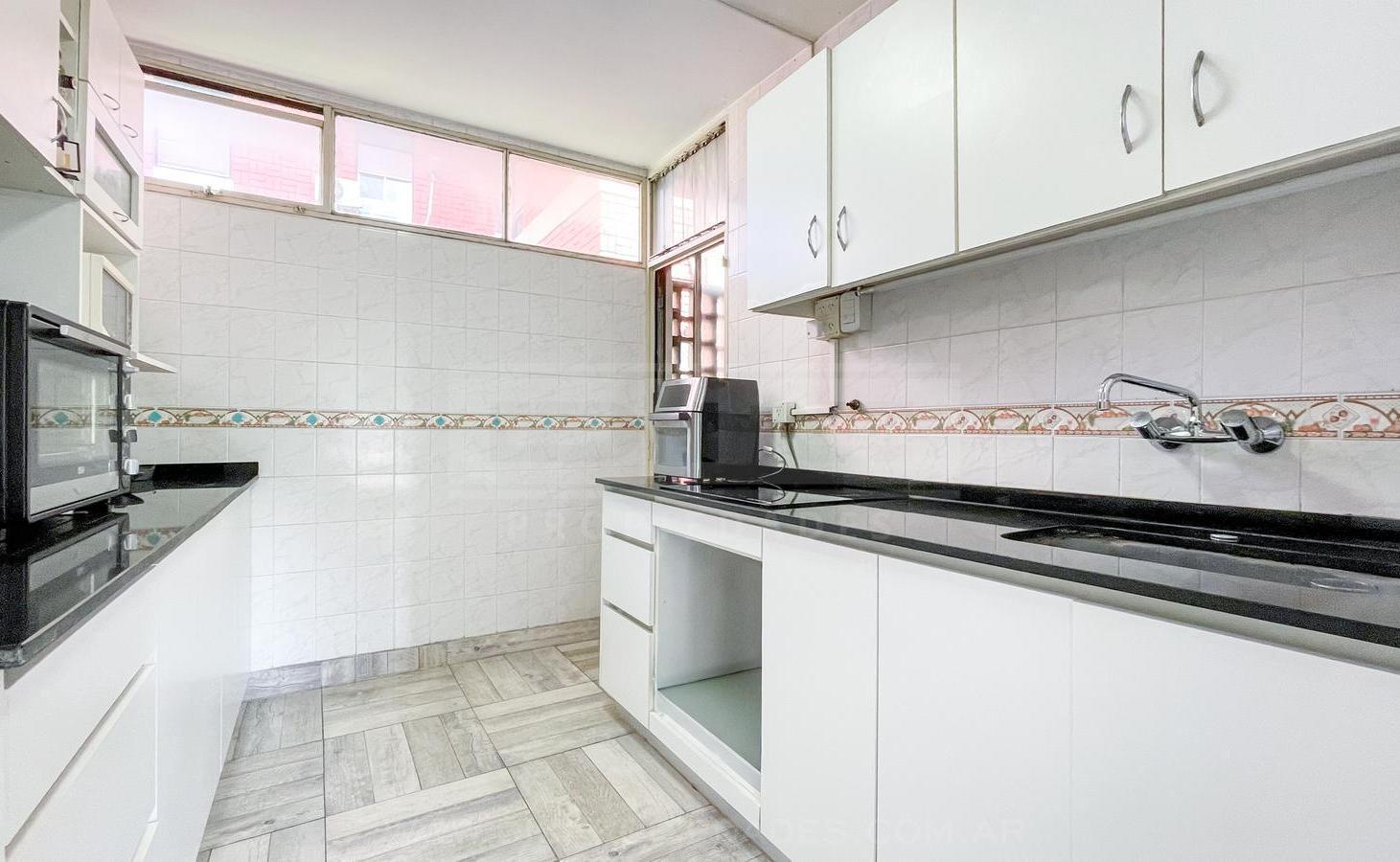 Foto de Departamento 4 ambientes Venta - Olivos-Uzal/Panamericana, imagen 3