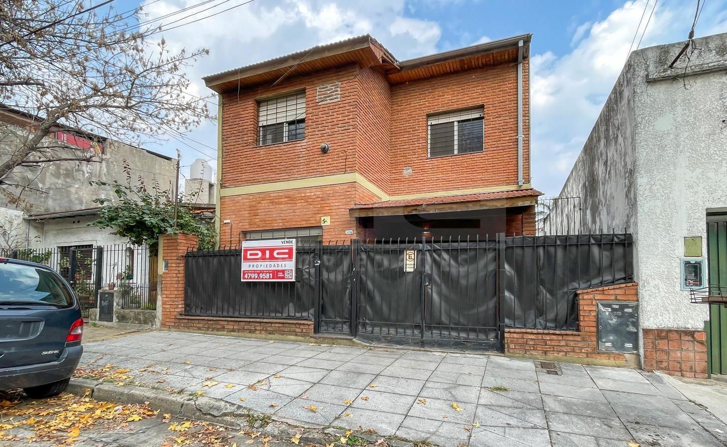 Foto de Casa 3 dormitorios Venta - Olivos-Maipu/Uzal, imagen 2