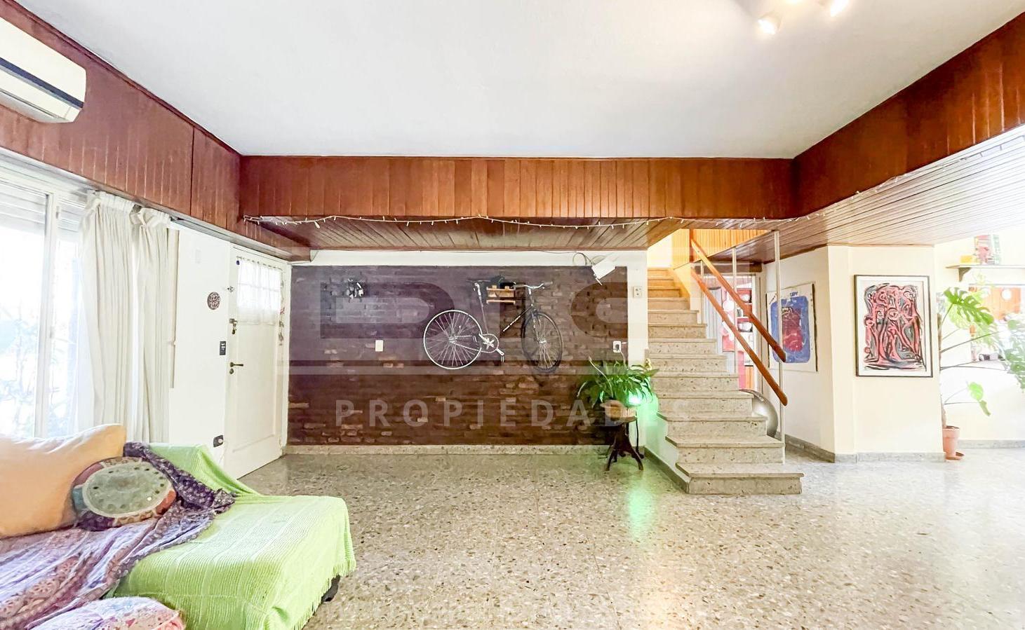 Foto de Chalet 4 dormitorios Venta - Olivos-Roche, imagen 3