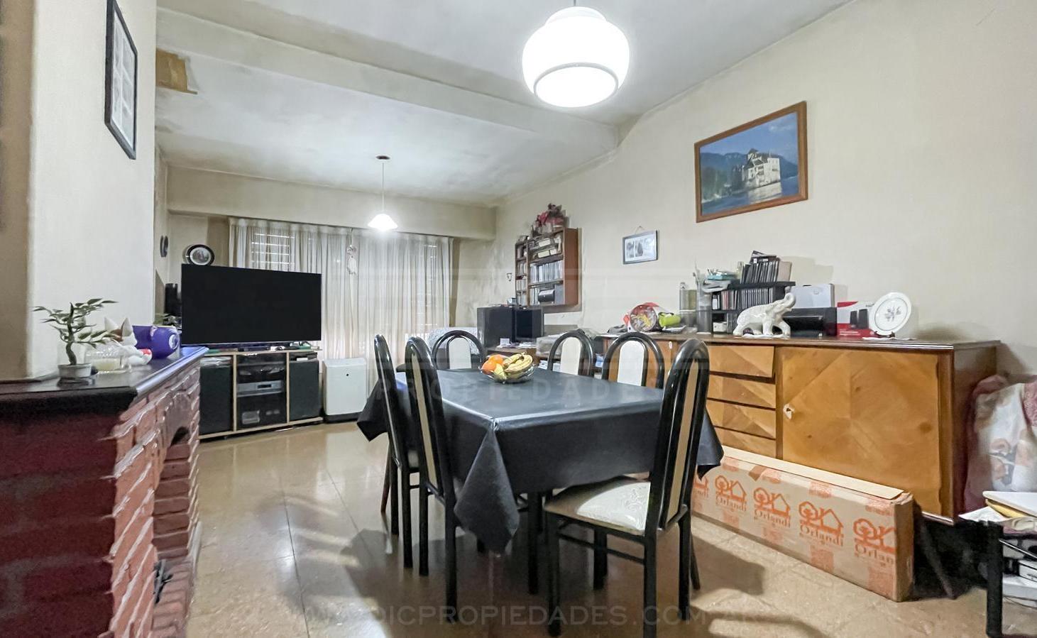 Foto de Casa multifamiliar 7 ambientes - Venta - Olivos-Maipu/Uzal, imagen 3
