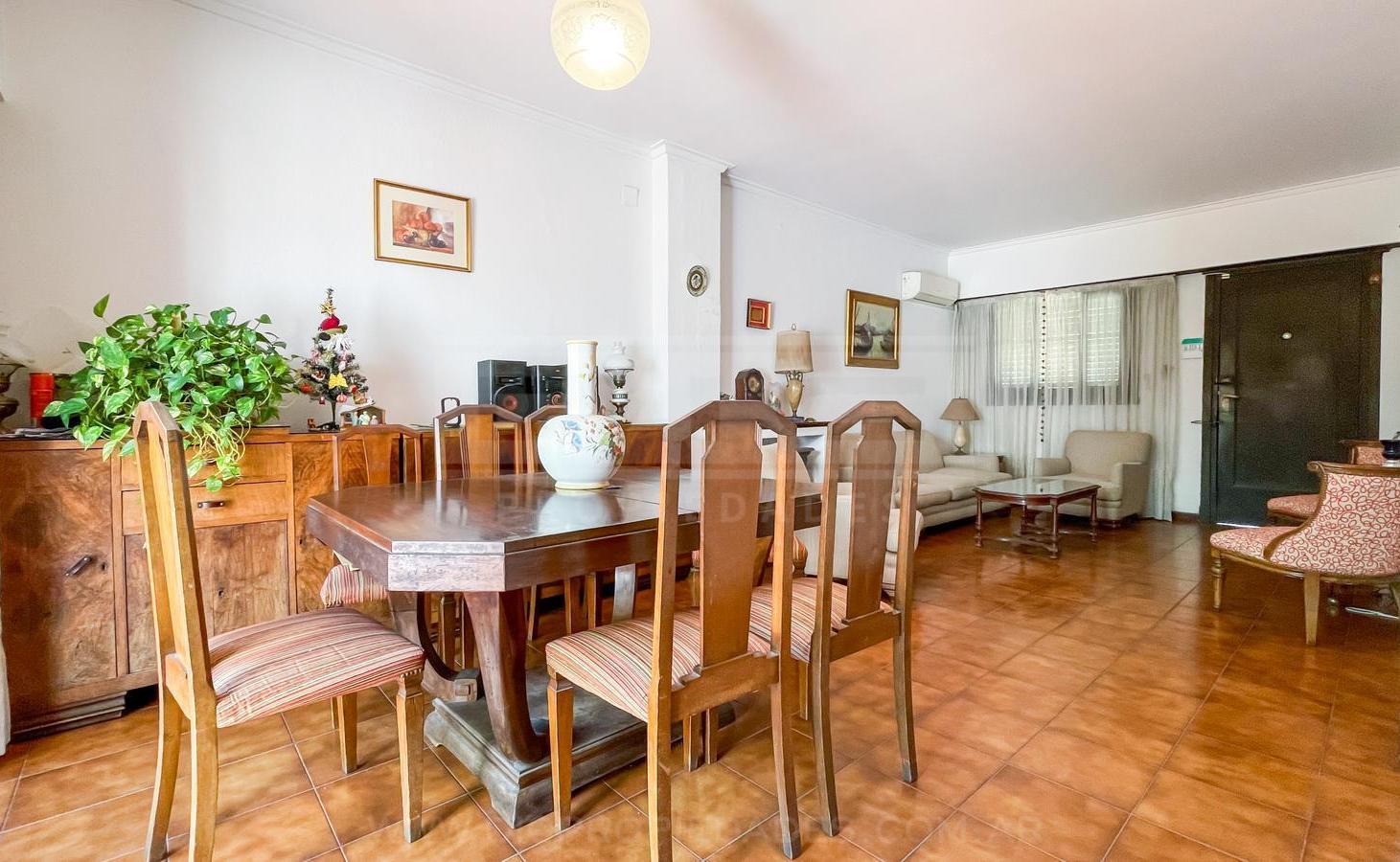 Foto de Chalet 3 dormitorios Venta - Beccar, imagen 2